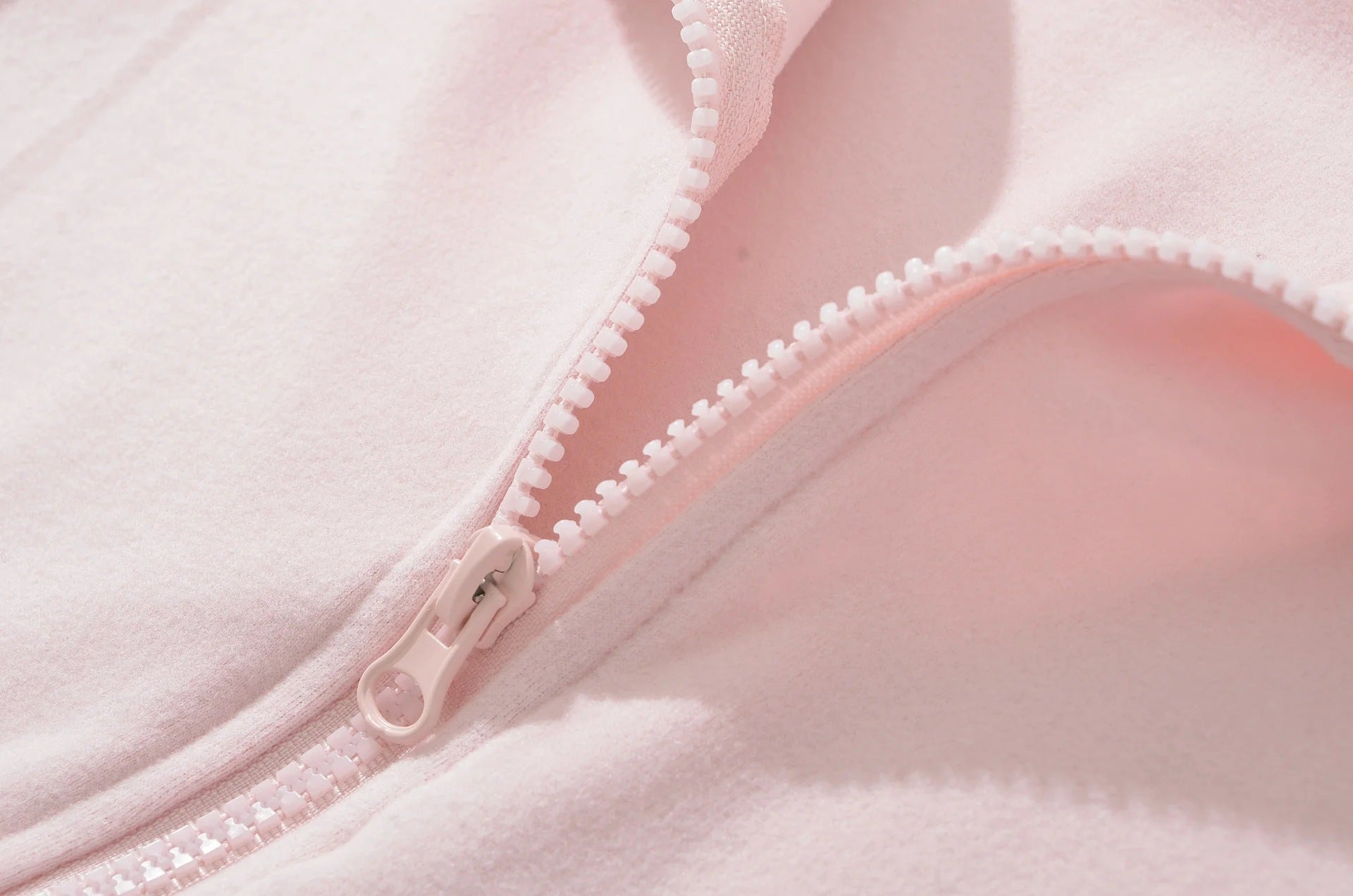 MINIMALIST FLEECE ZIP UP HOODIE - PINK