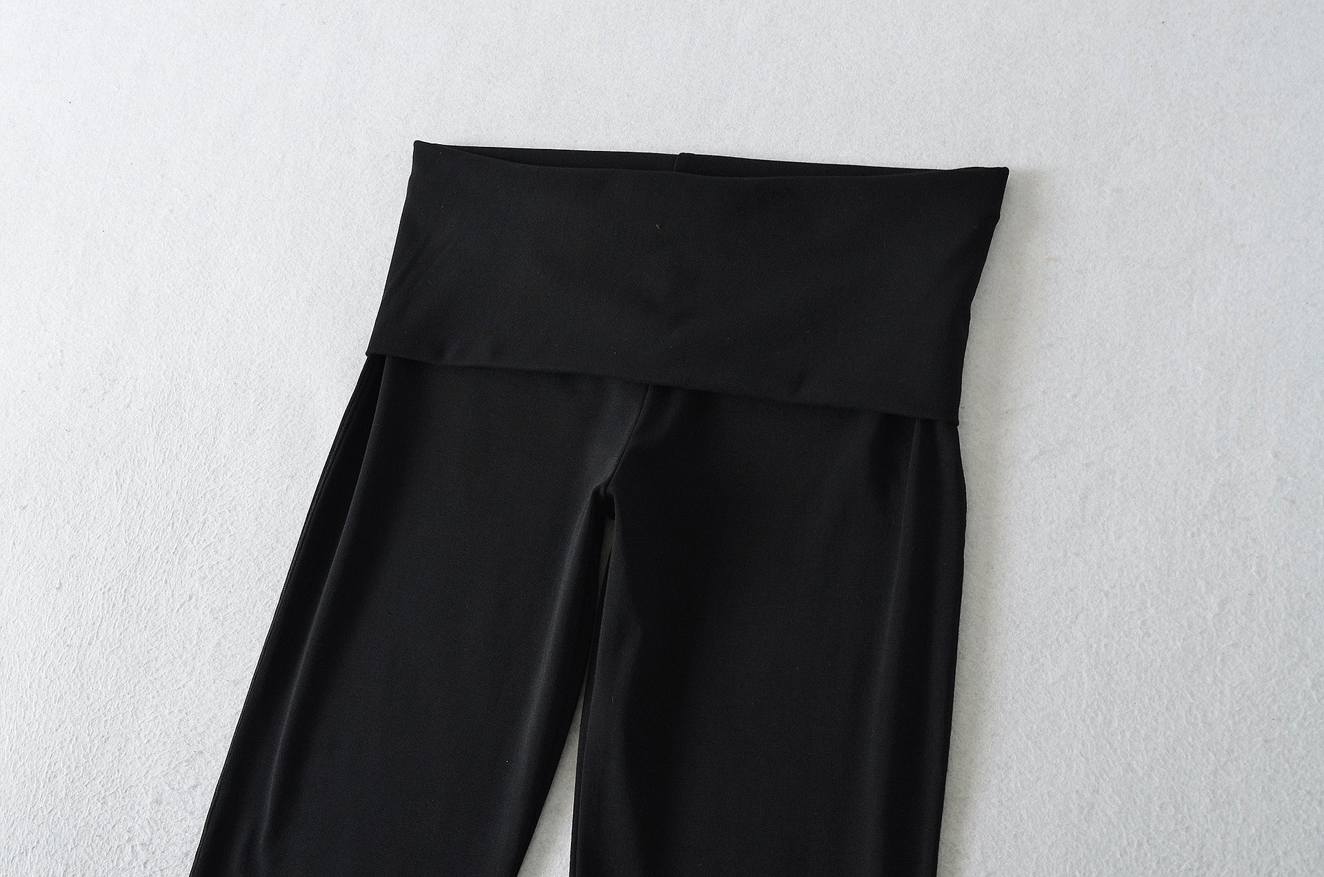 CRUSHING ON YOU FOLD OVER PANT - BLACK